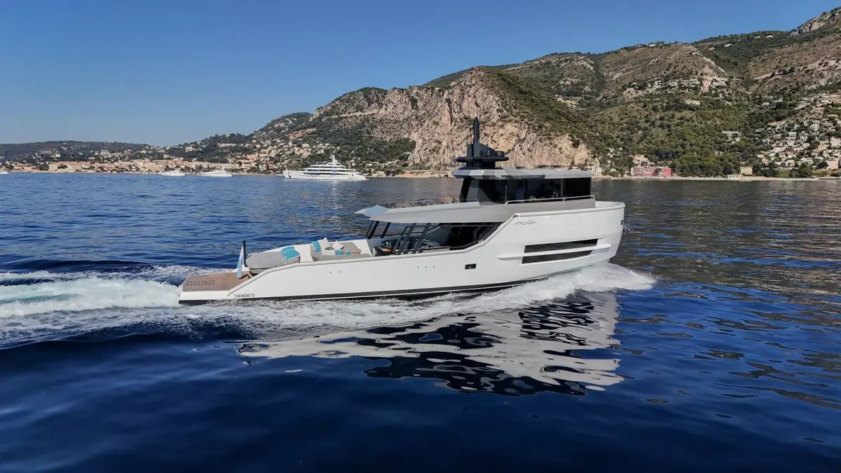 Arcadia Sherpa 60 — Sardinia Lux Yachts, Sardegna. Arcadia Sherpa 60 — 18.7m