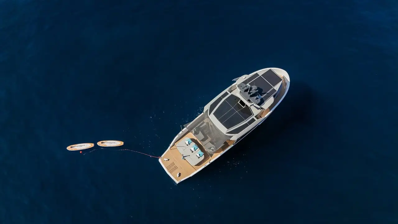 Arcadia Sherpa 60, esterno — Sardinia Lux Yachts, Sardegna. Arcadia Sherpa 60 — 18.7m