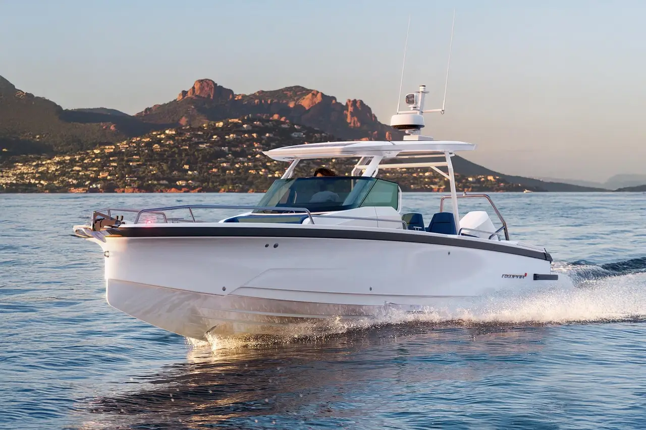 Axopar 28 — Sardinia Lux Yachts, Sardegna. Axopar 28 — 30m