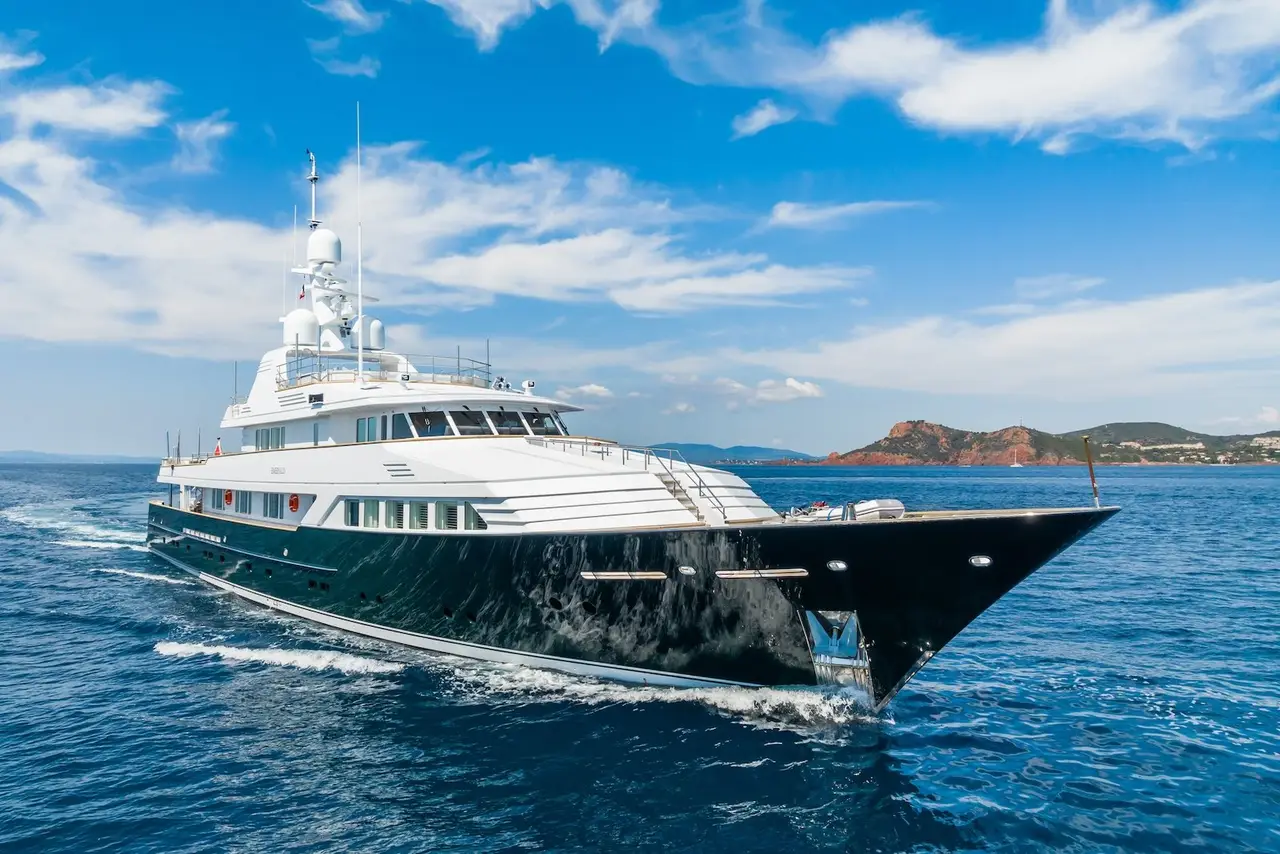 Emerald — Sardinia Lux Yachts, Sardegna. Emerald — 50m