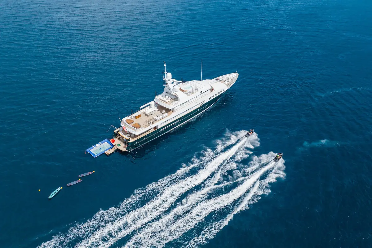 Emerald, exterior — Sardinia Lux Yachts, Cerdeña. Emerald — 50m