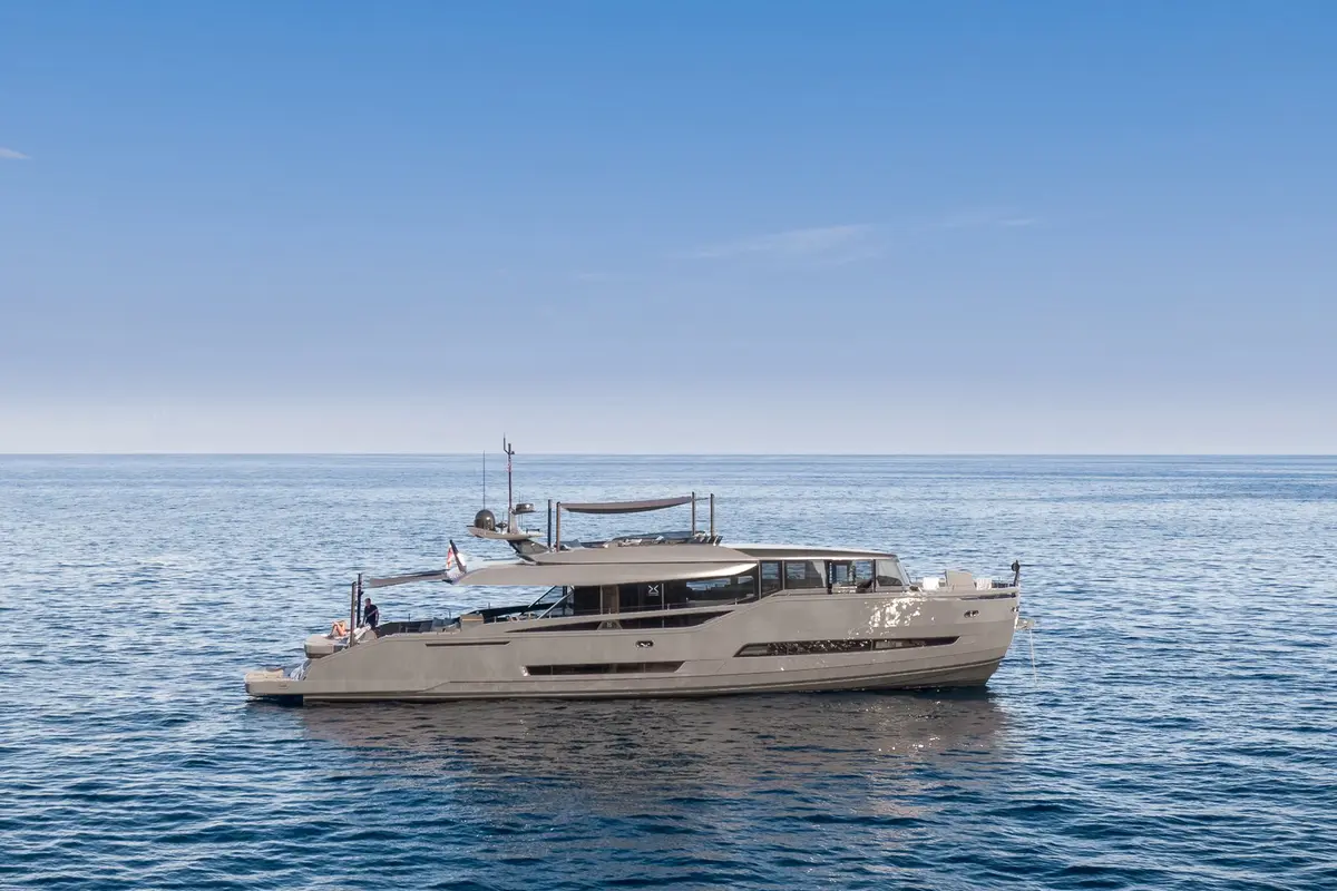 Extra 86, exterior — Sardinia Lux Yachts, Sardinia. Extra 86 — 26m