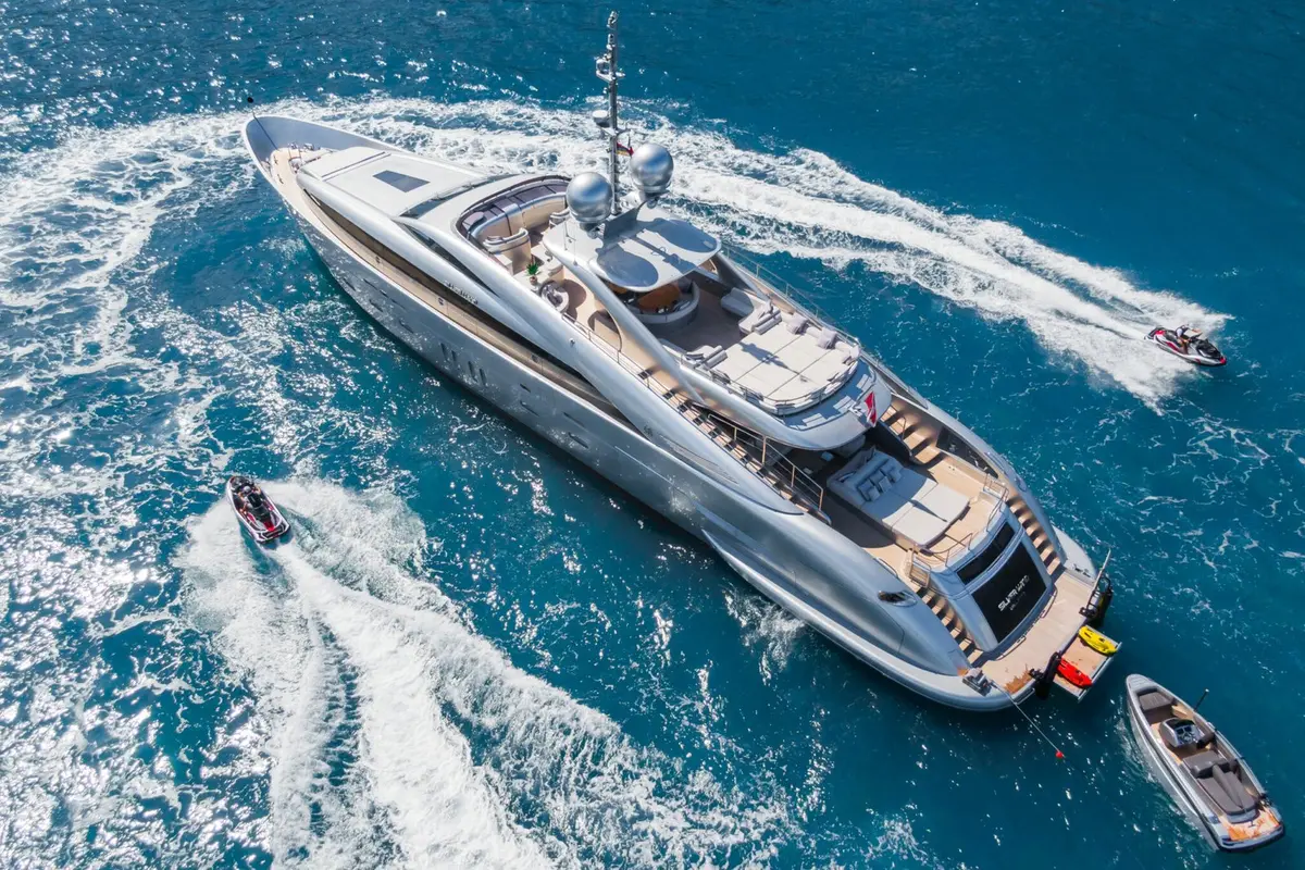 Silver Wind, cubierta principal — Sardinia Lux Yachts, Cerdeña. Silver Wind — 44m