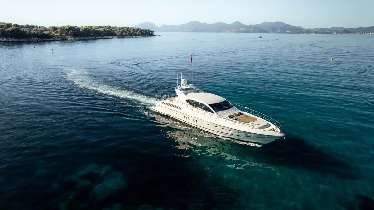 Leopard 24, main deck — Sardinia Lux Yachts, Sardinia. Leopard 24 — 24m