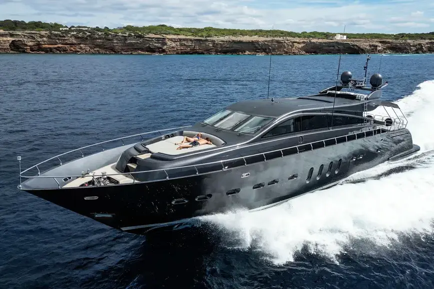 Leopard 31 — Sardinia Lux Yachts, Cerdeña. Leopard 31 — 31m