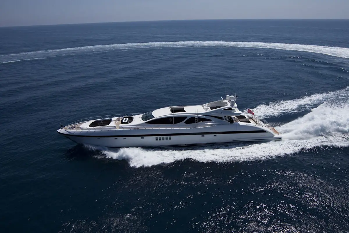 Mangusta 130 — Sardinia Lux Yachts, Sardegna. Mangusta 130 — 40m