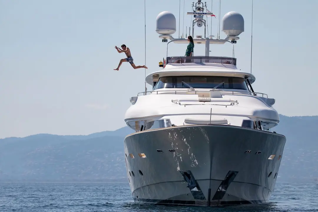 Navetta 33, cabina principale — Sardinia Lux Yachts, Sardegna. Navetta 33 — 33m