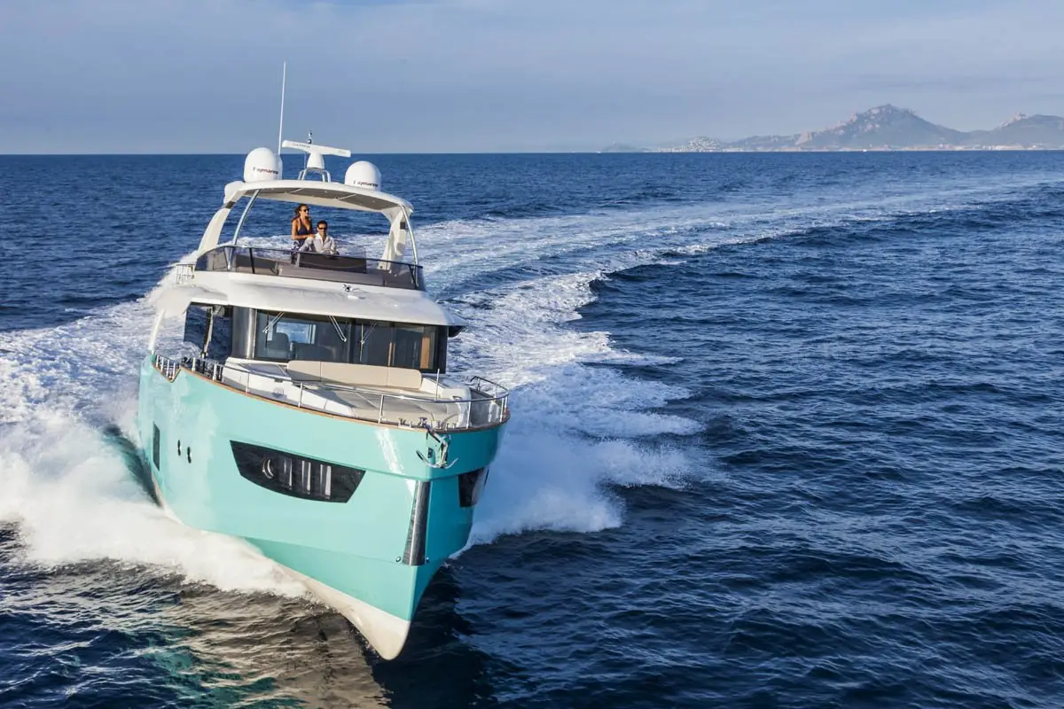 Navetta 58, ponte principale — Sardinia Lux Yachts, Sardegna. Navetta 58 — 17m