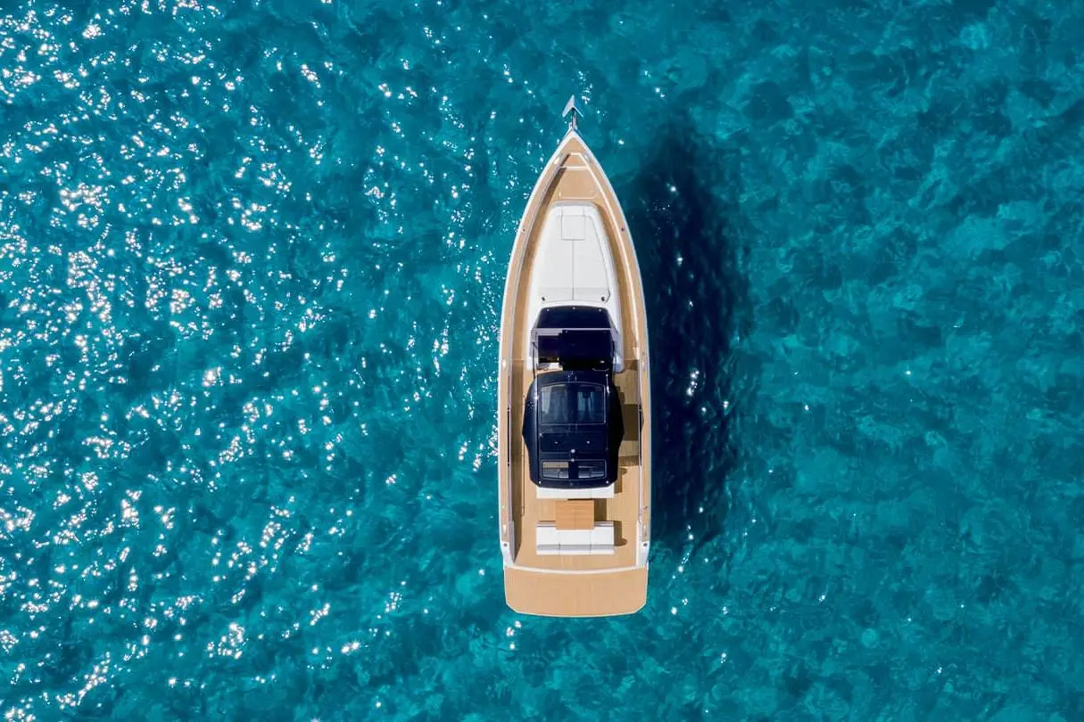 Pardo 43, ponte principale — Sardinia Lux Yachts, Sardegna. Pardo 43 — 13.4m