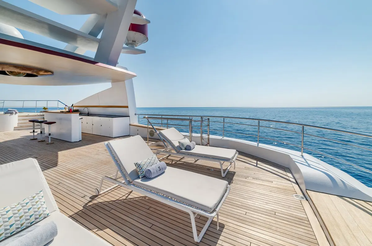 Philip Zepter 50m, flybridge — Sardinia Lux Yachts, Sardegna. Philip Zepter 50m — 50m