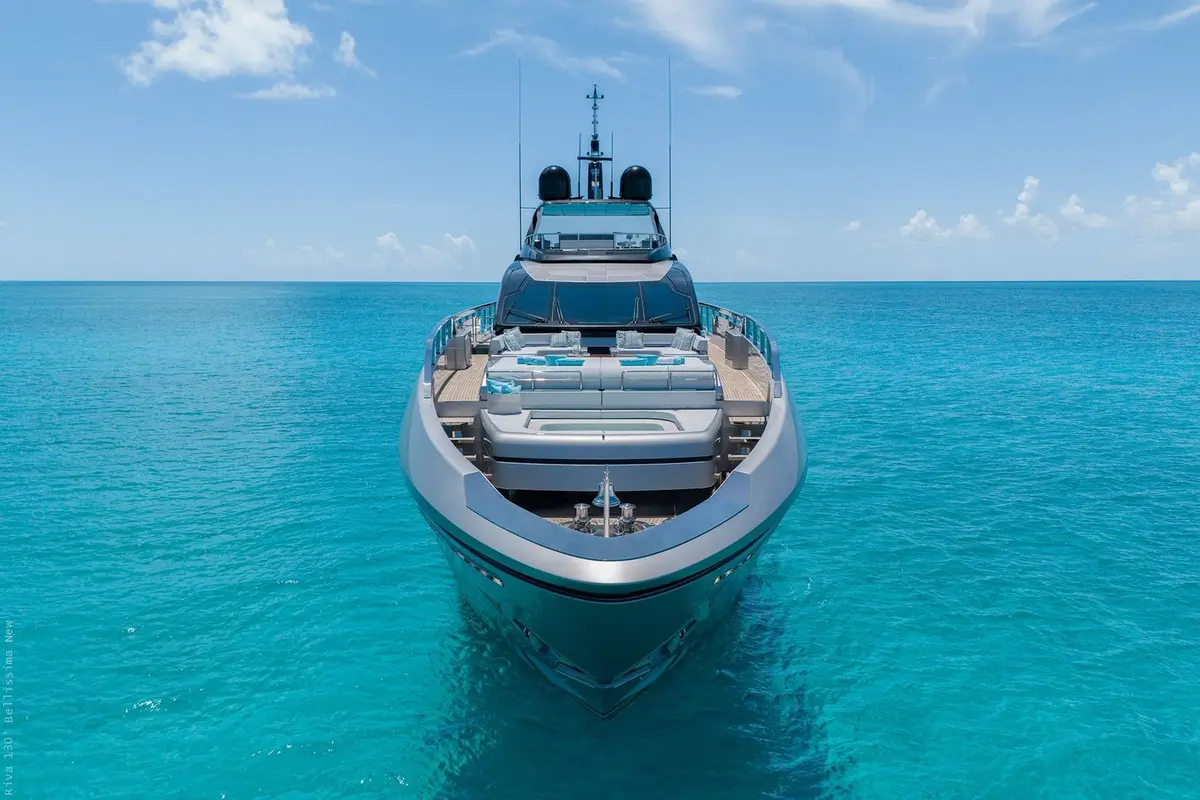 Riva 130, esterno — Sardinia Lux Yachts, Sardegna. Riva 130 — 40m