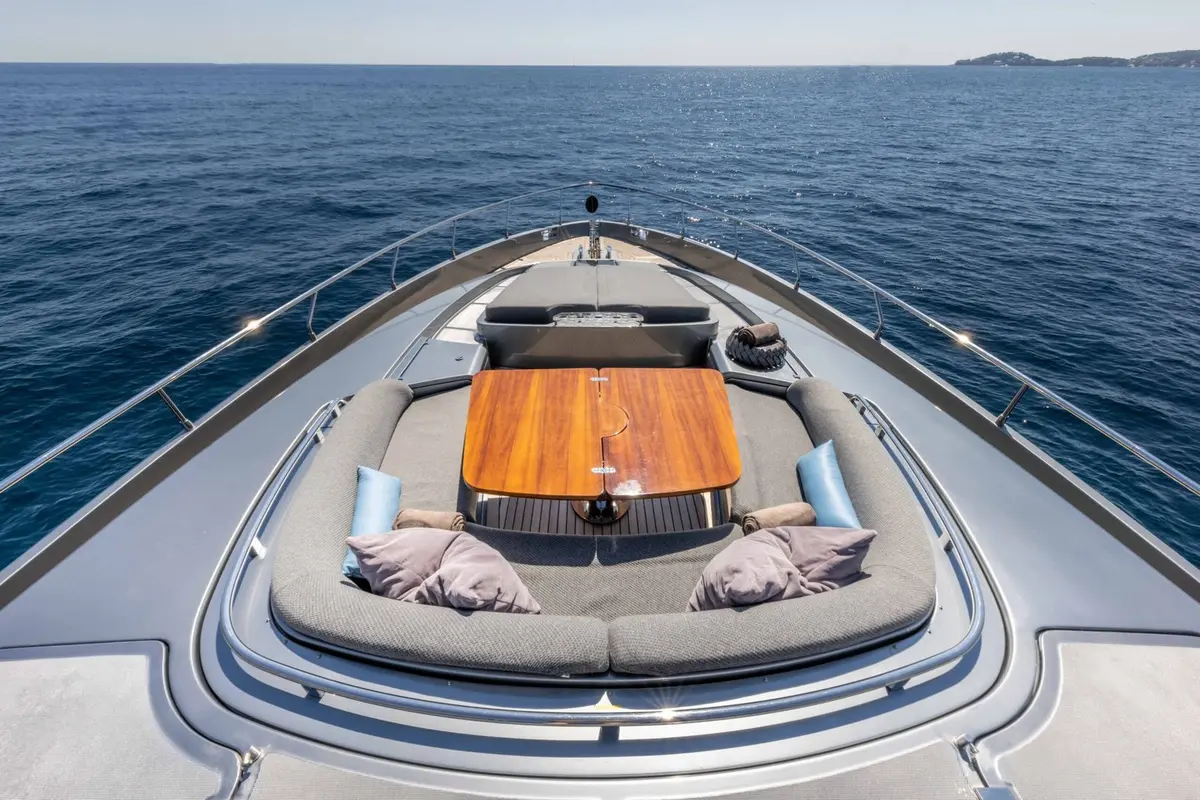 Riva 86 Domino, salon — Sardinia Lux Yachts, Sardinia. Riva 86 Domino — 26m