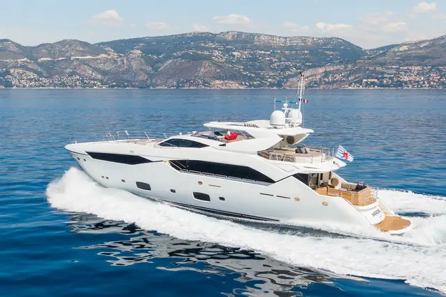 Sunseeker 115 — Sardinia Lux Yachts, Sardinia