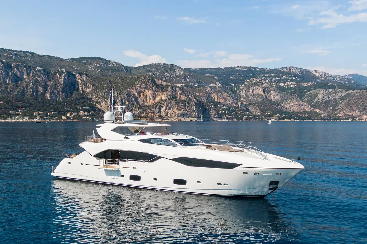 Sunseeker 115, main deck — Sardinia Lux Yachts, Sardinia. Bow-lounge mornings, spa-deck sunsets off the Costa Smeralda