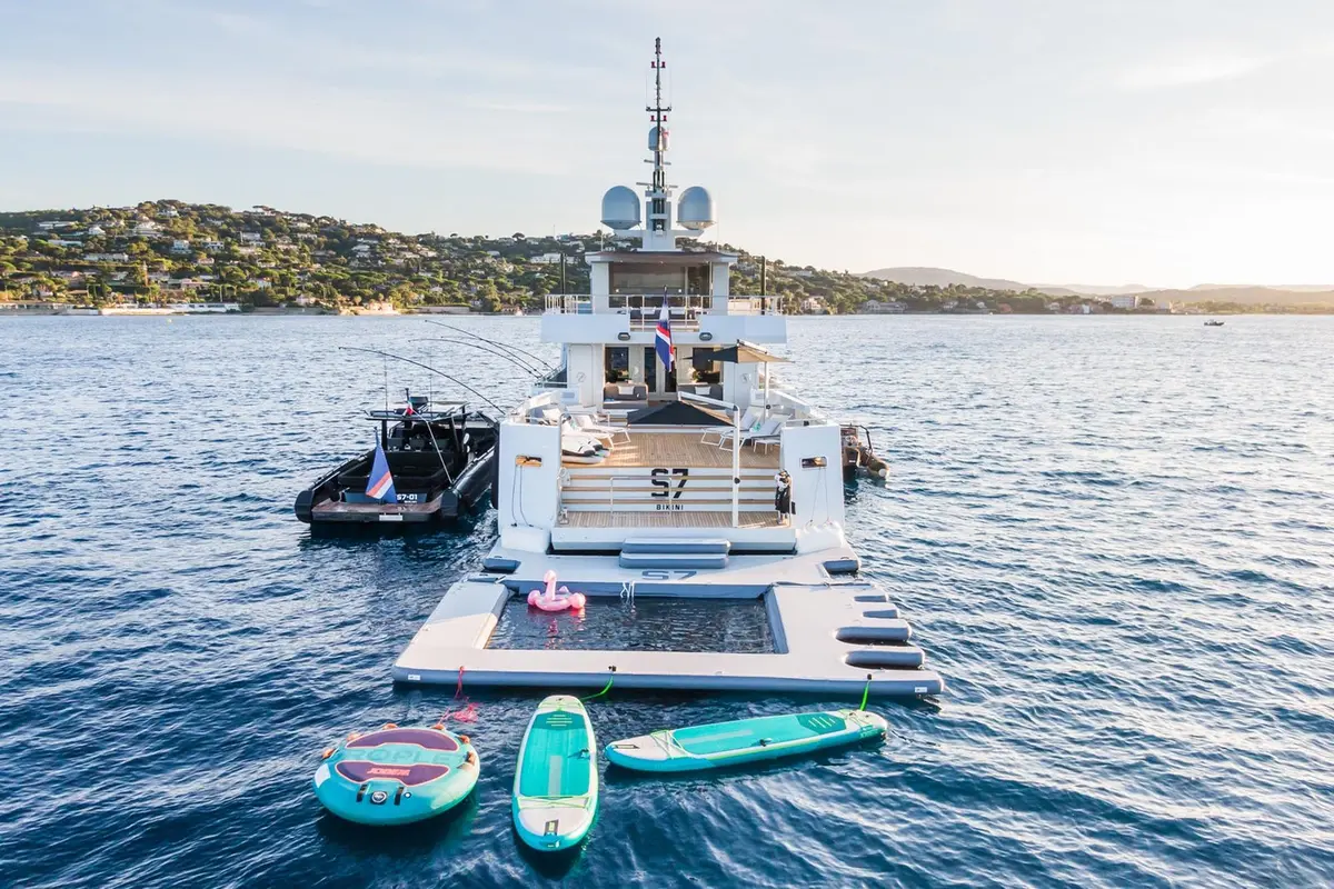 Tansu 40m, esterno — Sardinia Lux Yachts, Sardegna. Tansu 40m — 40m