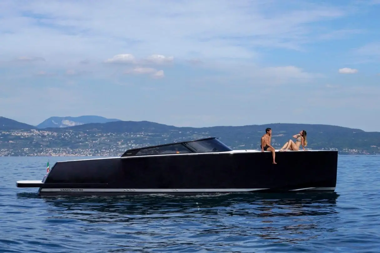 VanDutch 40 — Sardinia Lux Yachts, Sardegna. VanDutch 40 — 12m