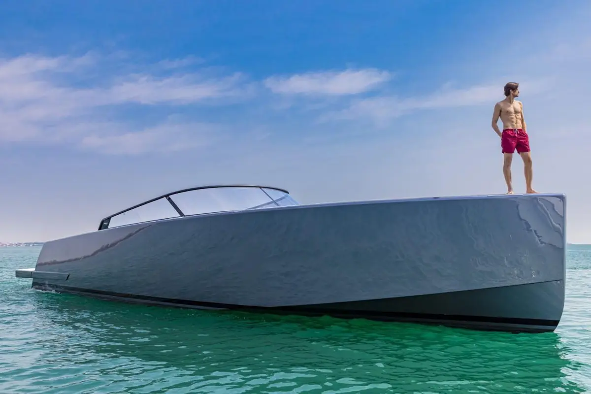 Vandutch 55, salon — Sardinia Lux Yachts, Sardegna. Vandutch 55 — 16m