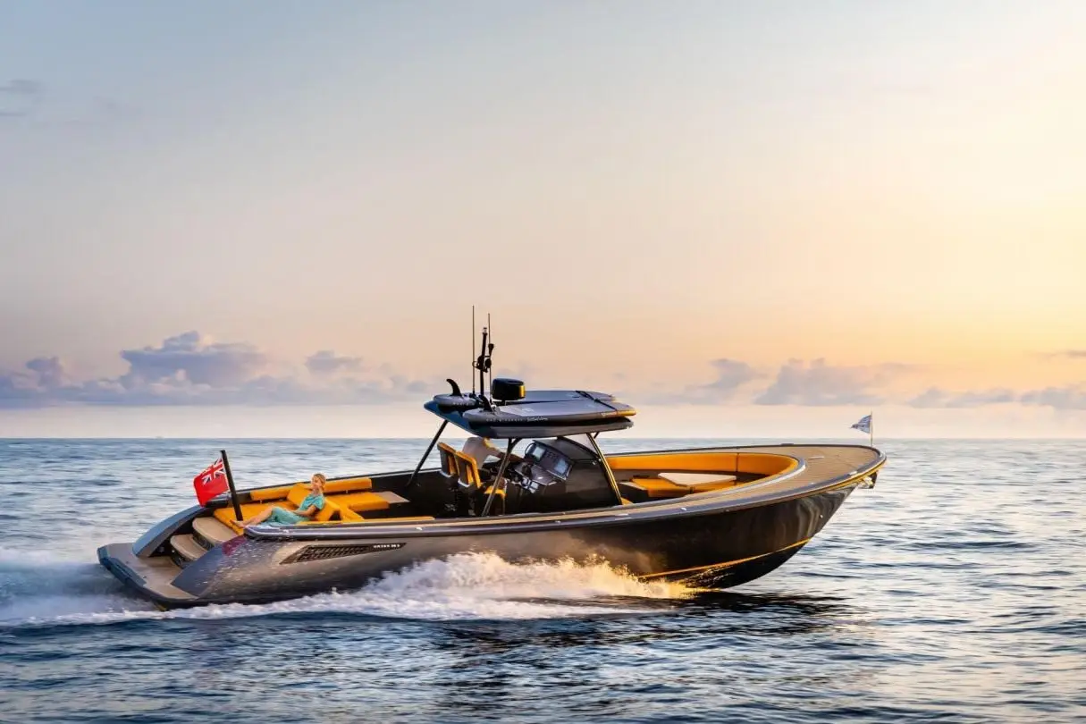 Wajer 38S — Sardinia Lux Yachts, Sardegna. Wajer 38S — 11m